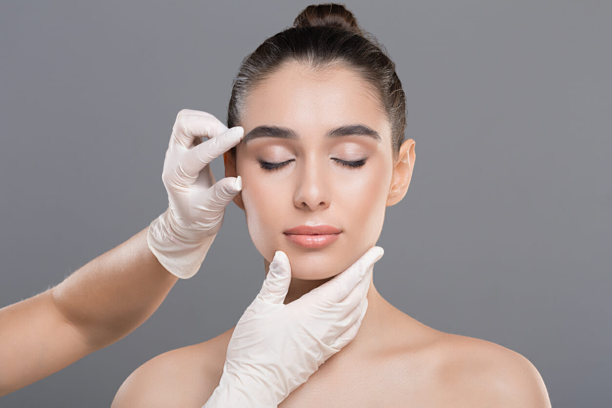Nursing care for facelift recovery